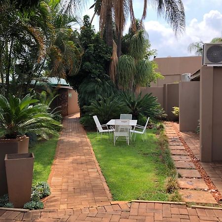 Odelia Guest House Mokopane Exterior photo
